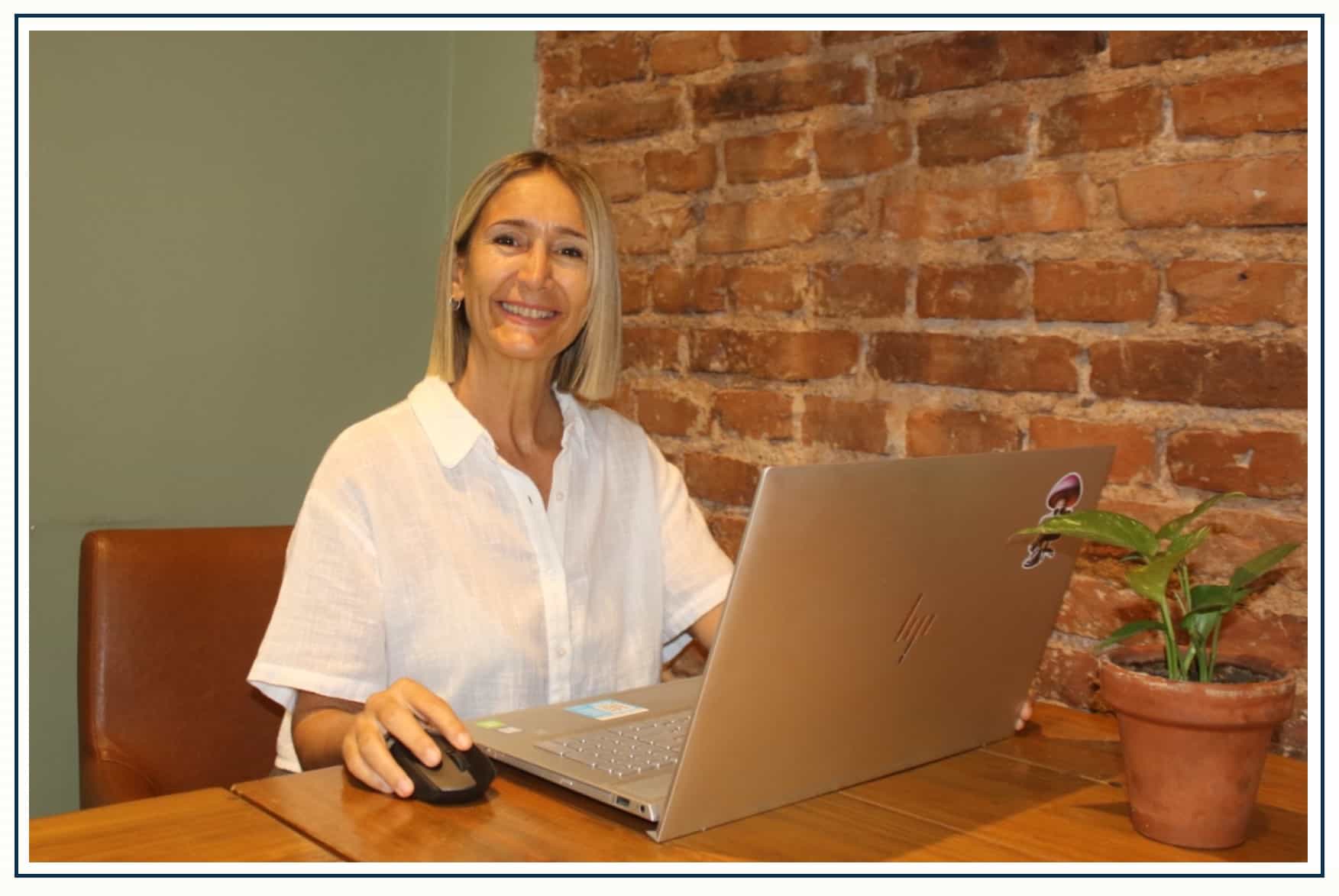 Celina L. Herrada - Titular de CLH Traducciones